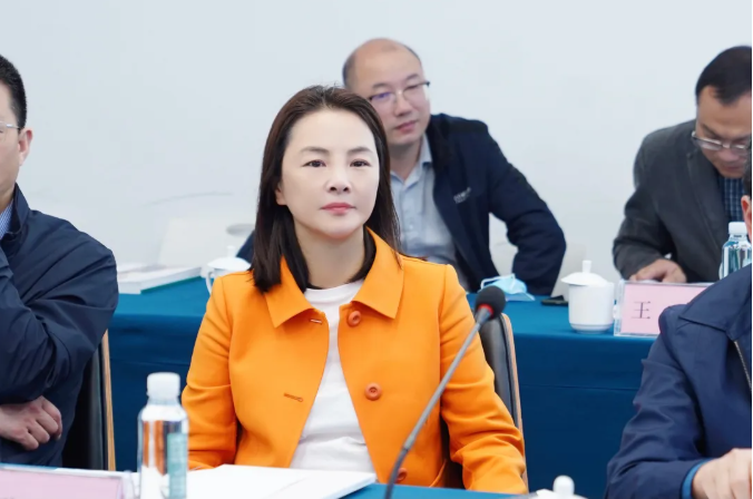 打造清廉核心竞争力丨杭州市纪委副书记张慧娟一行莅临五洲管理调研