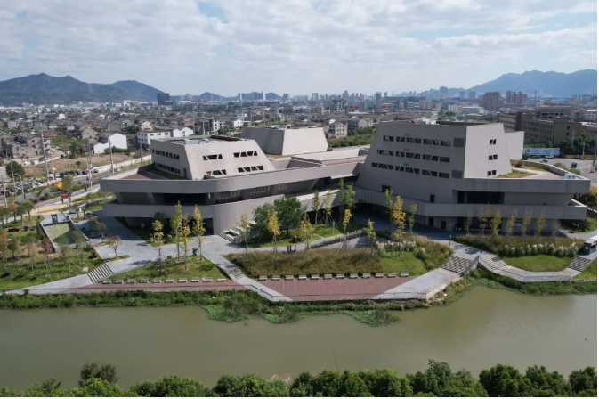 1691396670300749.png image.png